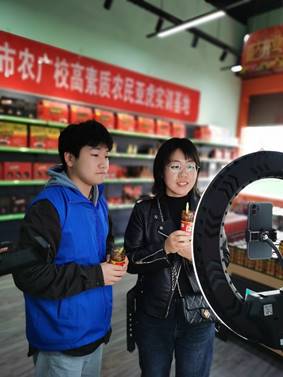 说明: C:\Users\ADMINI~1\AppData\Local\Temp\WeChat Files\7fc4f962ff66f9413f6b60e632e25f6.jpg